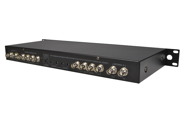 Q-Audio QAD-4 Wireless Microphone Antenna Distribution 4 way